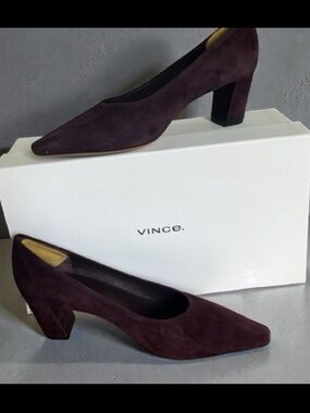 NEW Vince. Suede leather Pumps Heels in Dahlia Wine Vince box & Dust bag Sz 7